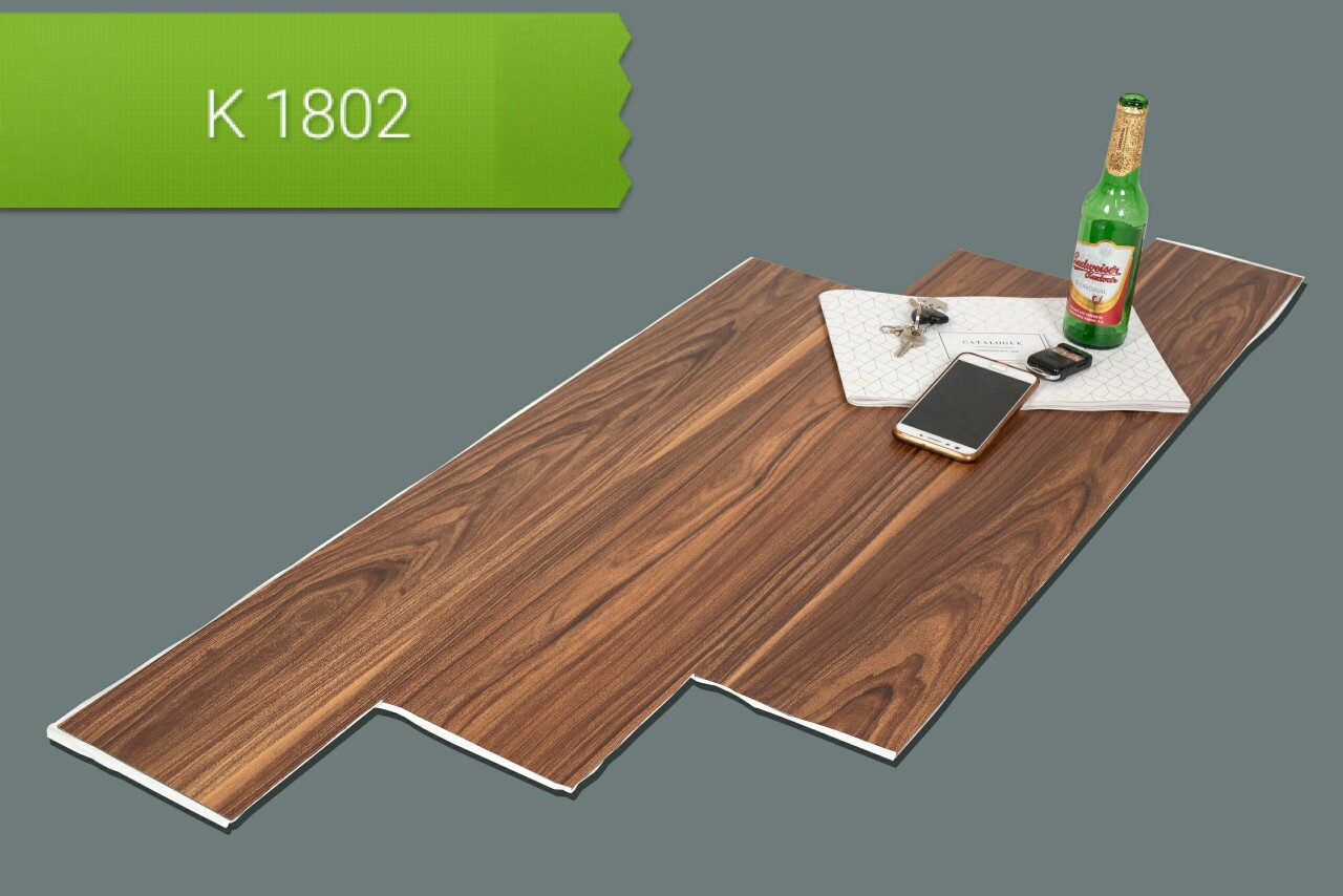 Sàn nhựa bóc dán mã 1802